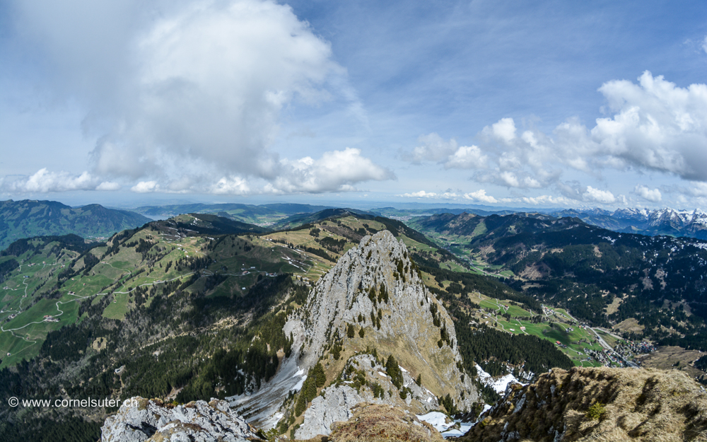Aussicht zurück zum Haggenspitz 1761m.