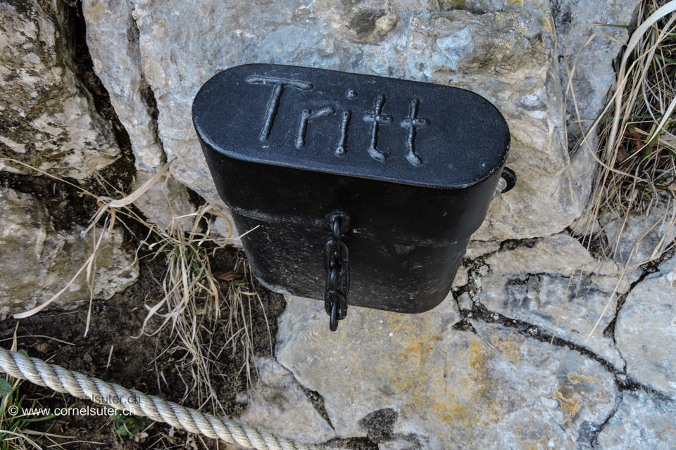 Abstieg via Tritt.