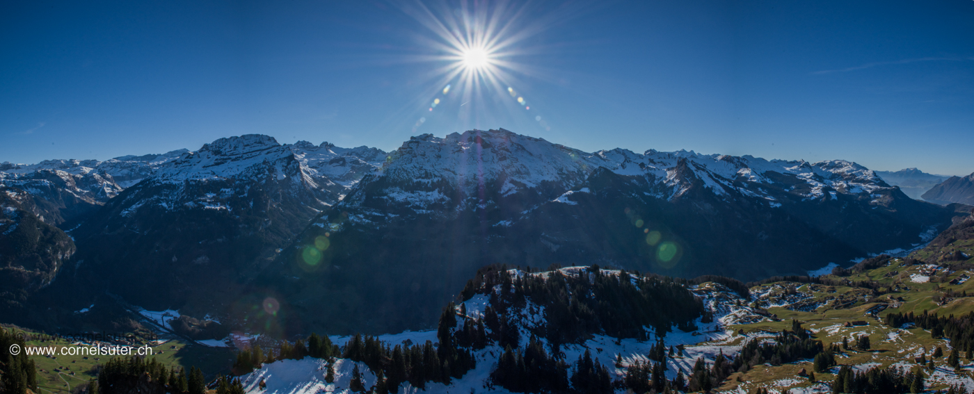 Pano Bild über das Muotathal usw.