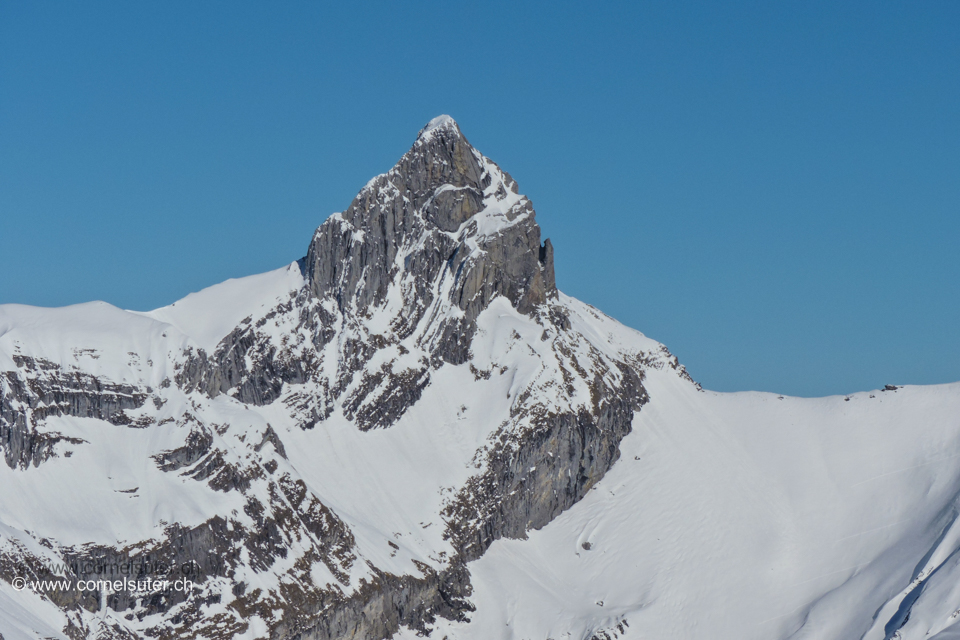 Zoom zum Höch Turm 2666m.