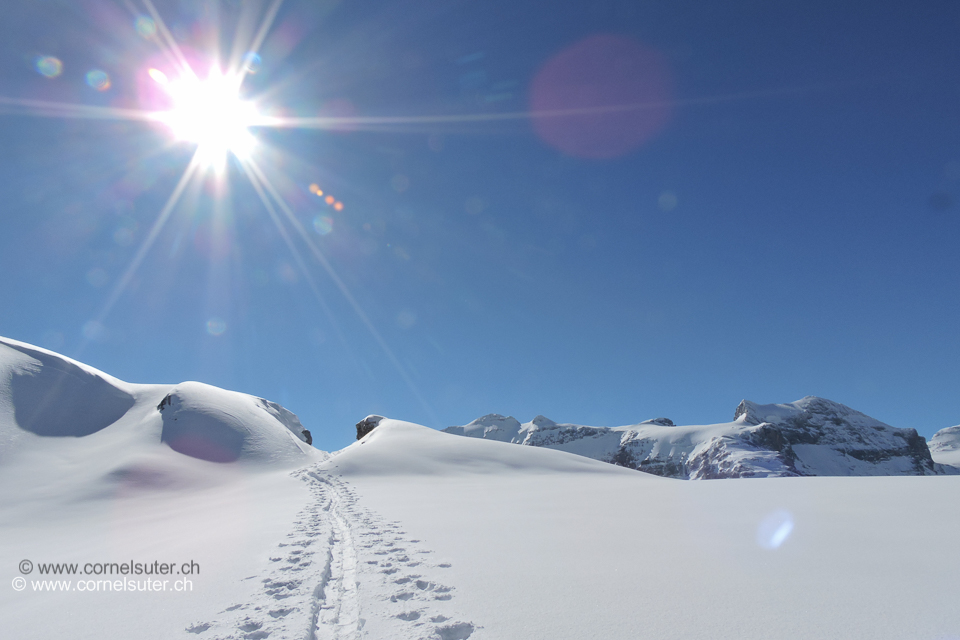 und Sicht zum Clariden 3267m.