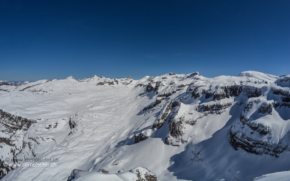 Aussicht auf die Glattalp, heute Morgen um 7:15 Uhr wurde auf der Glattalp eine Temperatur von minus 20° registriert.