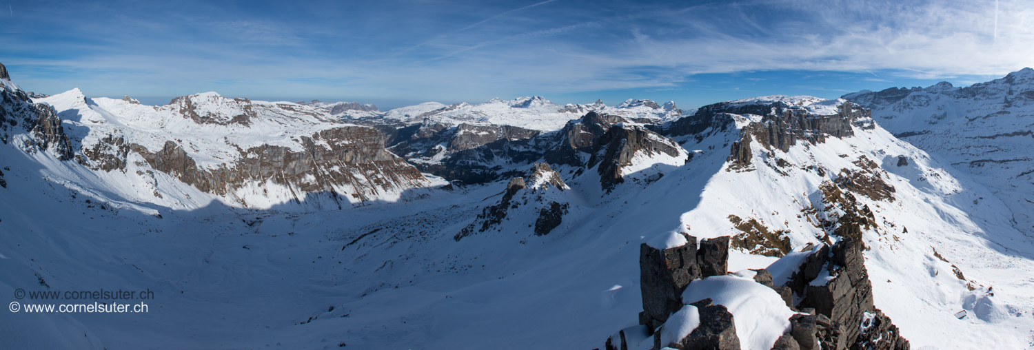 Panorama in die Ruosalp.