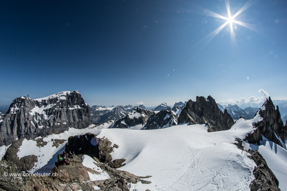 Titlis 3238m und die weitere Aussicht, herrliche Bergwelt.