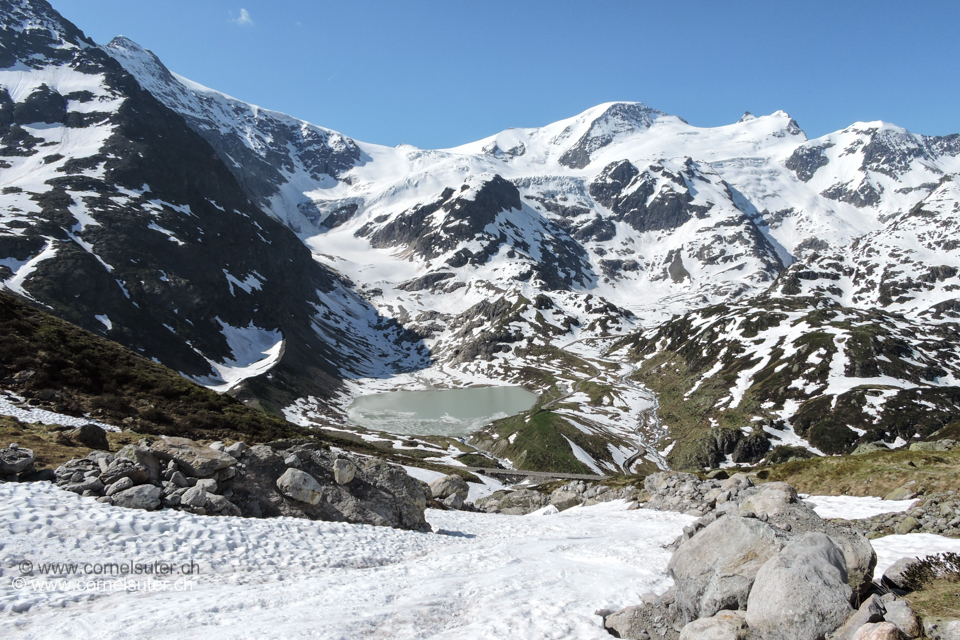 Abfahrt im Obertal noch fast bis zur Strasse möglich gewesen.
