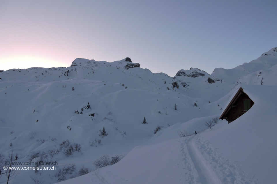 Rossstock 2461m in Sicht.