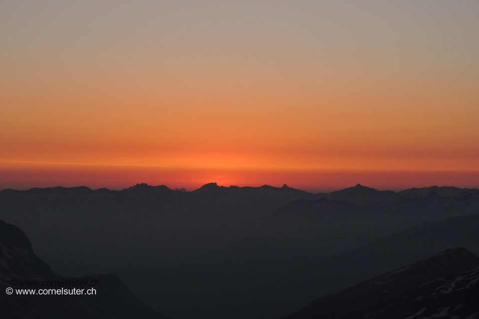 Was für ein Morgen... herrlich... Morgenstund hat Gold im Mund, es lohnt sich immer wieder früh zu starten um genau solche Momente zu erleben.