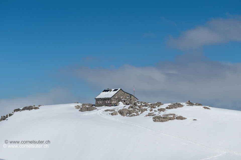 Die SAC Tierberglihütte 2795m.