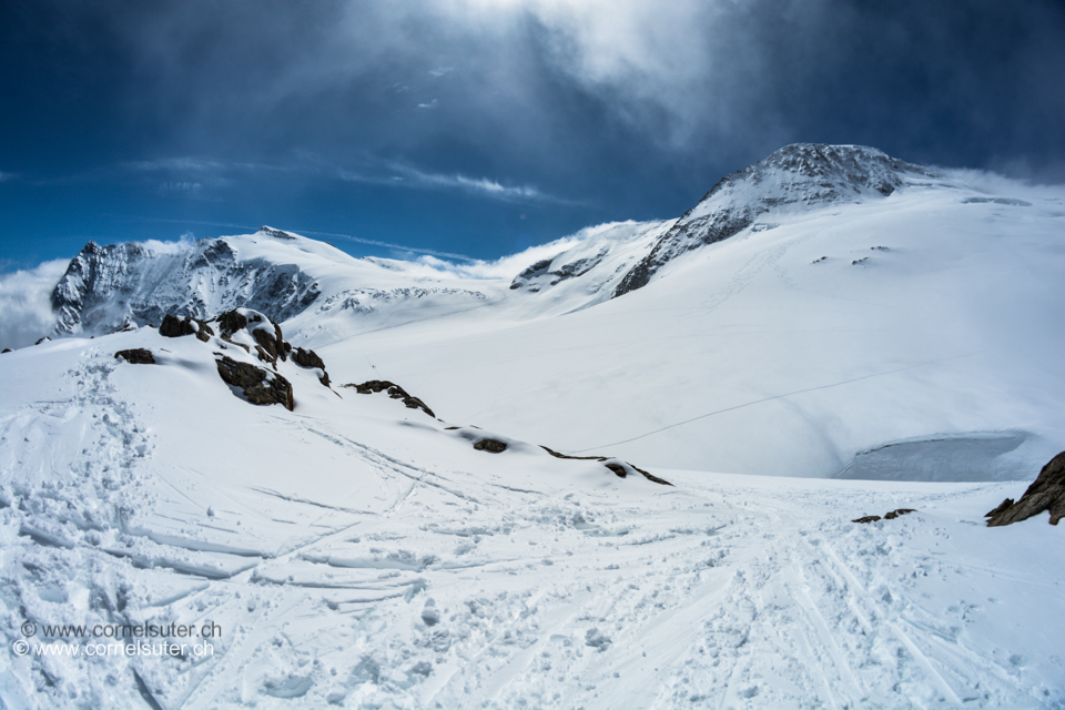Sustenhorn 3503m und das Gwächtenhorn 3420m auf einem Bild.