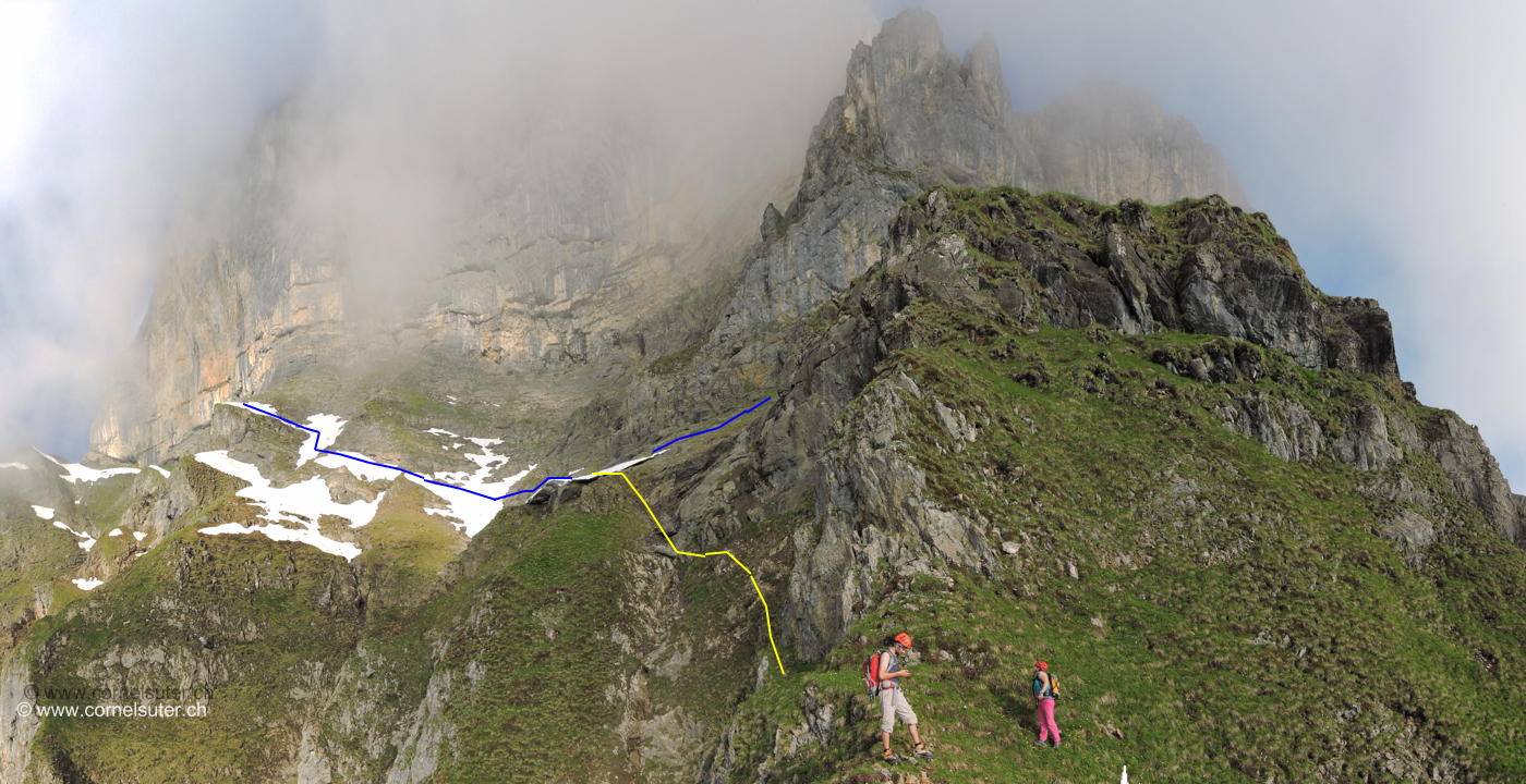 Bald haben wir den markierten (blau) Bergweg erreicht.