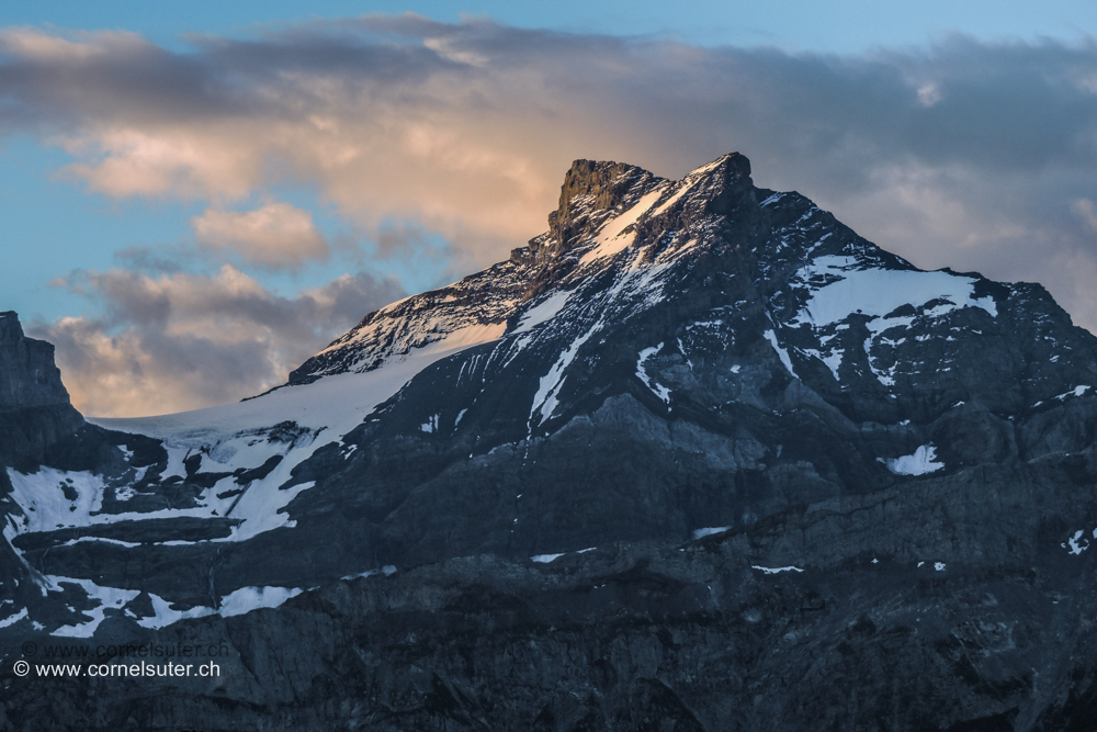 Sicht zum Schärhorn 3294m.