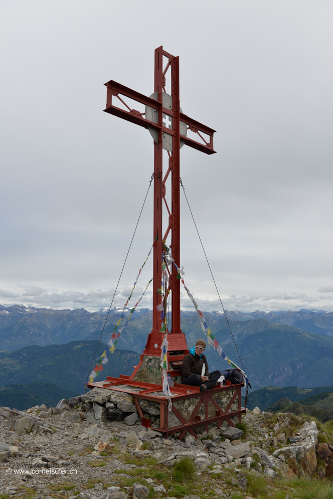 Gipfelkreuz auf dem Gridone 2188m.