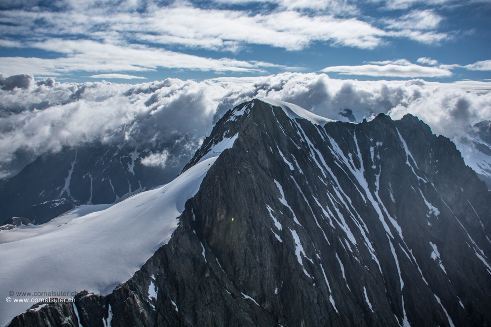 Gwächtenhorn 3420m mit dem Westgrat.