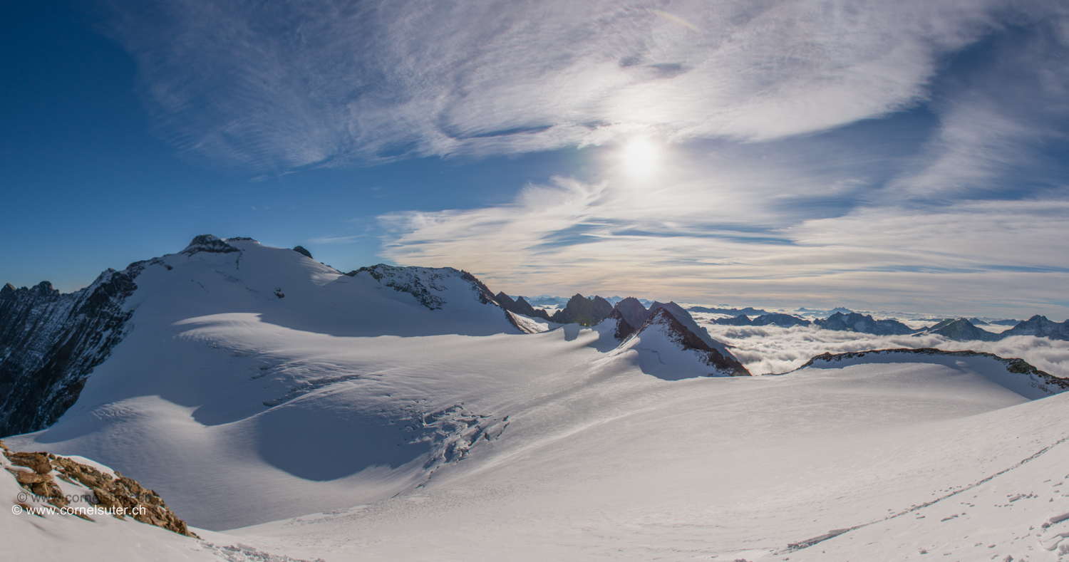 Auf der Abfahrt Sicht zum Sustenhorn 3503m.