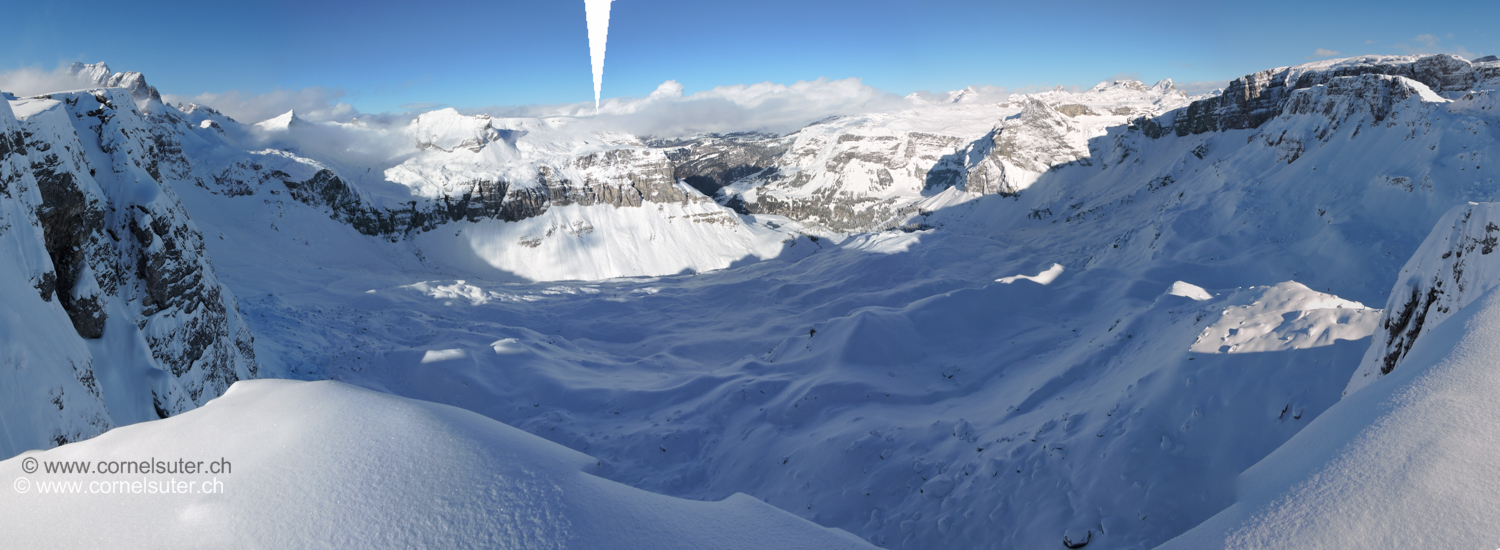 Pano-Sicht in die Ruosalp usw.