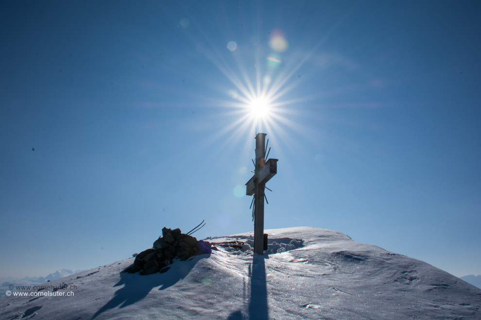 Gipfelkreuz auf dem Chaiserstock 2515m.