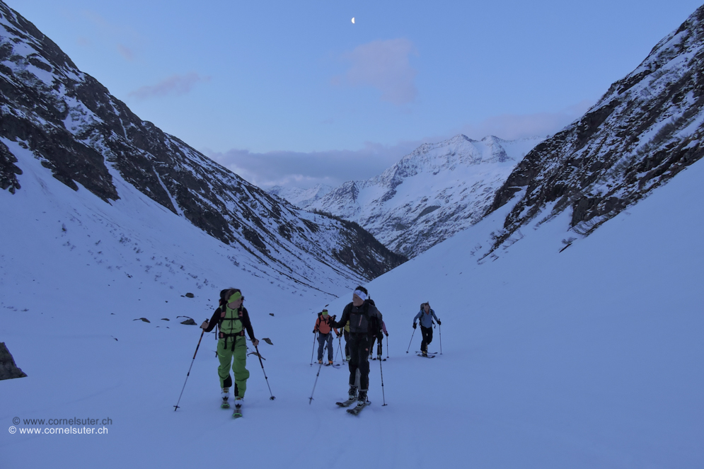 Am Aufstieg im Tal der Chlialp.
