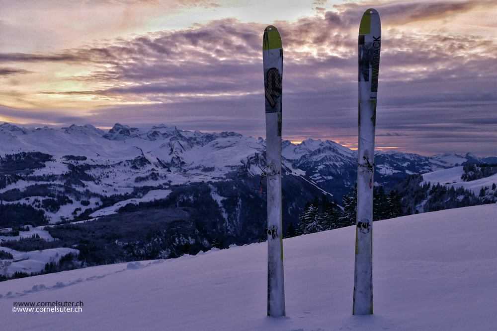 27.November: Handgruobi 1067m - Brünnelistock 1594m = 527hm