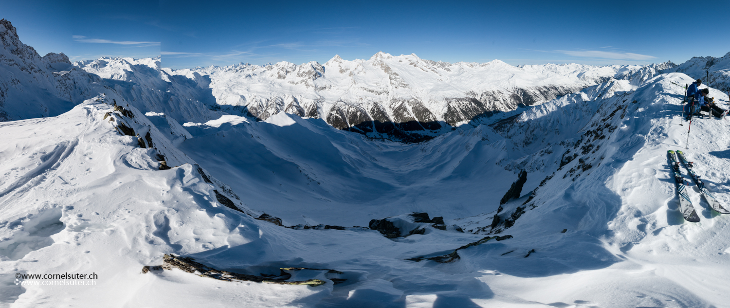 Pano Aussicht zum Val Bedretto