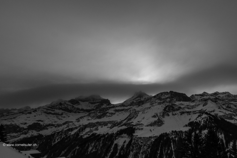 Mystisch Sicht zum Schärhorn 3294m.
