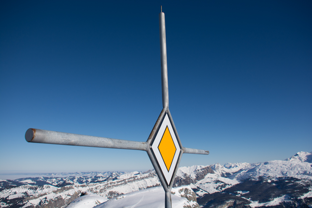 Gipfelkreuz auf dem Geissstock 2269m