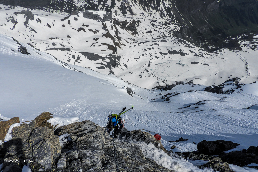 Tiefblick in die Clariden Nordwand..