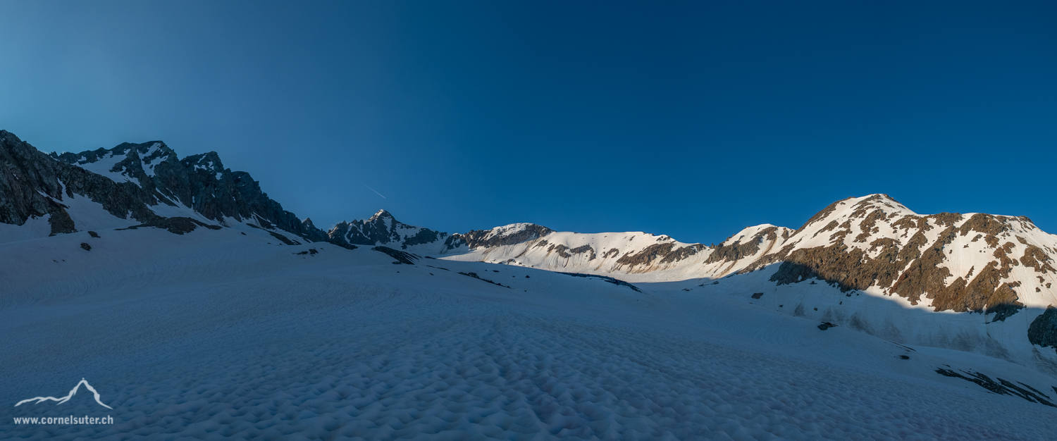 Oben das Gross Muttenhorn
