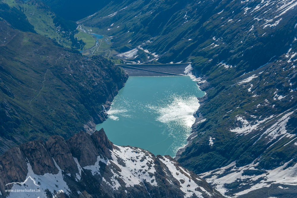 Immer wieder eine fantastische Ansicht von hier oben der Göscheneralpsee.