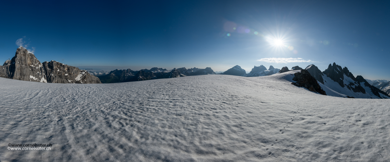 Panorama im Stössensattel.