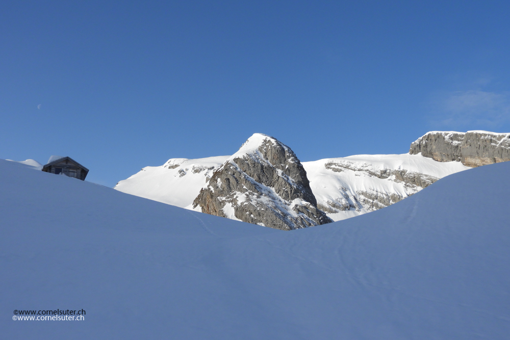 Dann Sicht zum Rupperslauistöckli 2230m.