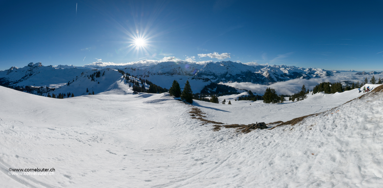 Viel Sonne aber auch windig Südwind auf dem Laucherenstöckli 1756m...