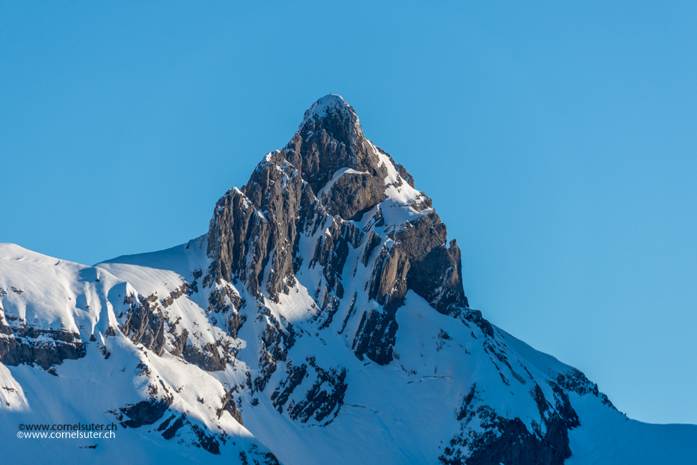Im Aufstieg natürlich immer mit Sicht zum Höch Turm 2666m