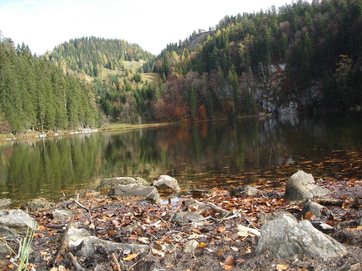 Taubensee, hinten links kamen wir runter.