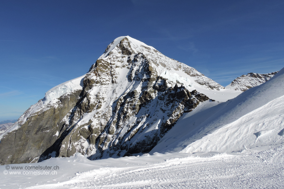 Und nochmals Sicht zum Mönch 4107m.