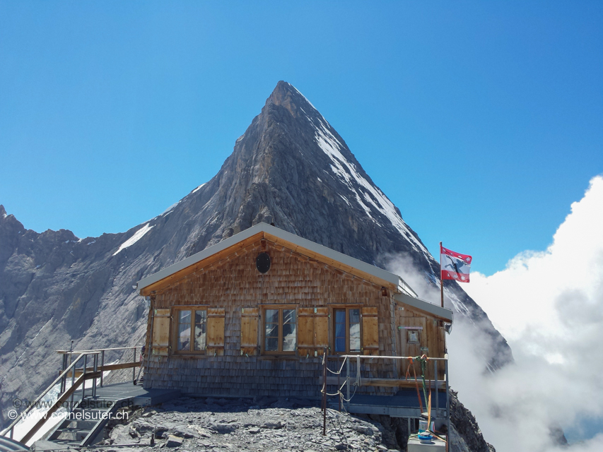 Angekommen bei der Die Mittellegihütte 3354m (Homepage / Karte)