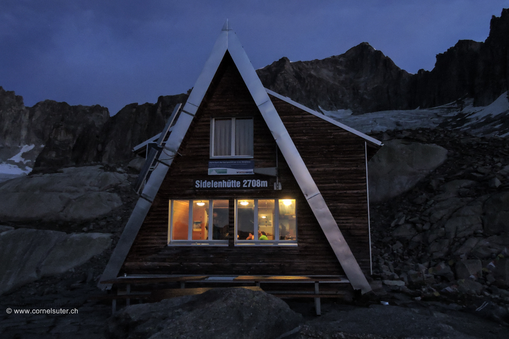 Angekommen bei der Sidelenhütte 2708m (Homepage / Karte)
