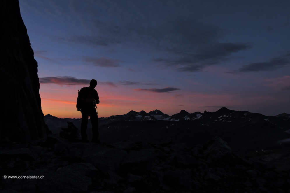 Der Tag erwacht, herrliches Bergsteigen.
