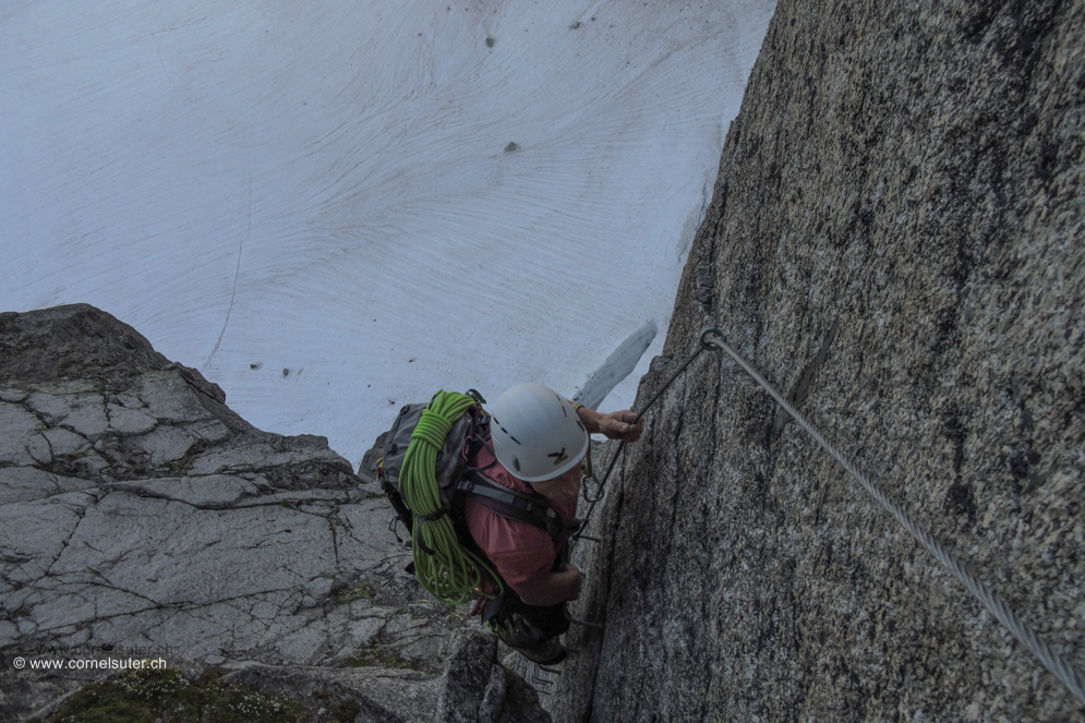 Am Aufstieg im Klettersteig