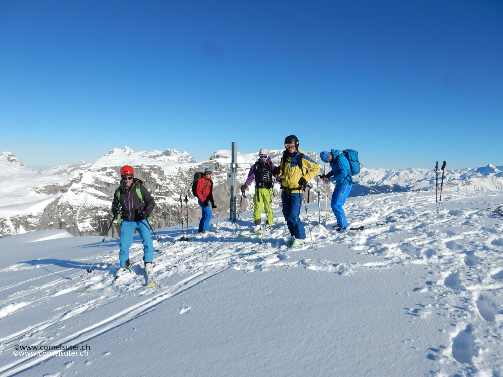 Gruppenfoto auf dem Läckistock 2485m. (Bild von Sepp)