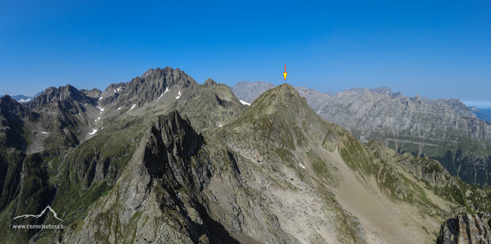 Vom Ruchälplistock 2475m Sicht hinüber zum nächsten Gipfel der Jakobiger 2505m