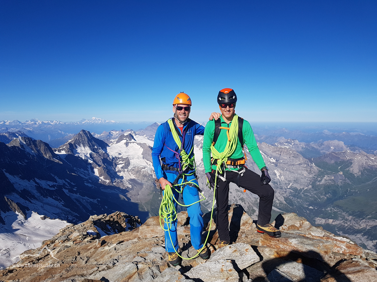 Ankunft um 8:30uhr auf der Jungfrau 4158m, Freude herrscht, fantastisch, danke.