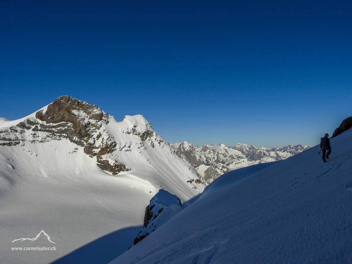 Bergsteiger Idylle, links das Schärhorn.