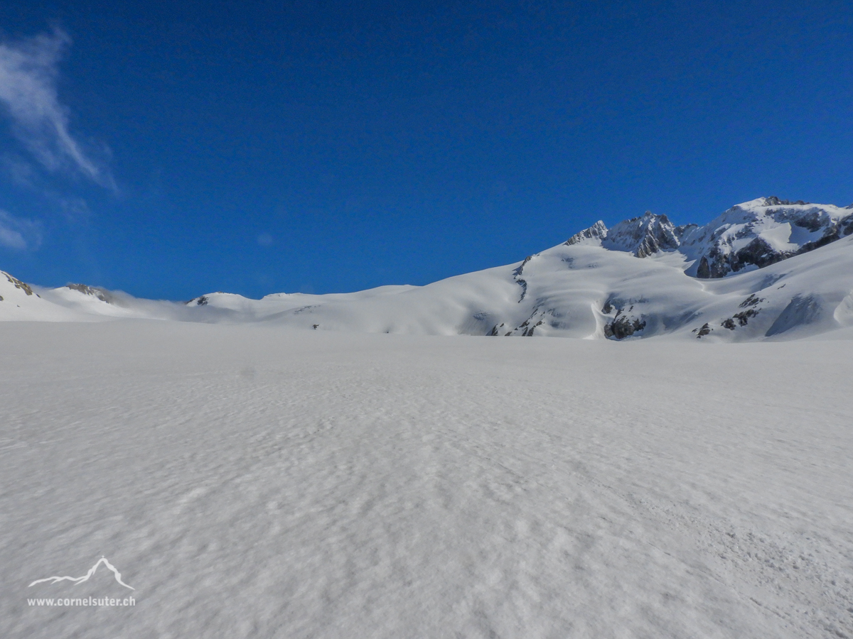 Wieder unten auf dem flachen Rhonegletscher, Sicht zurück, herrlich war es.