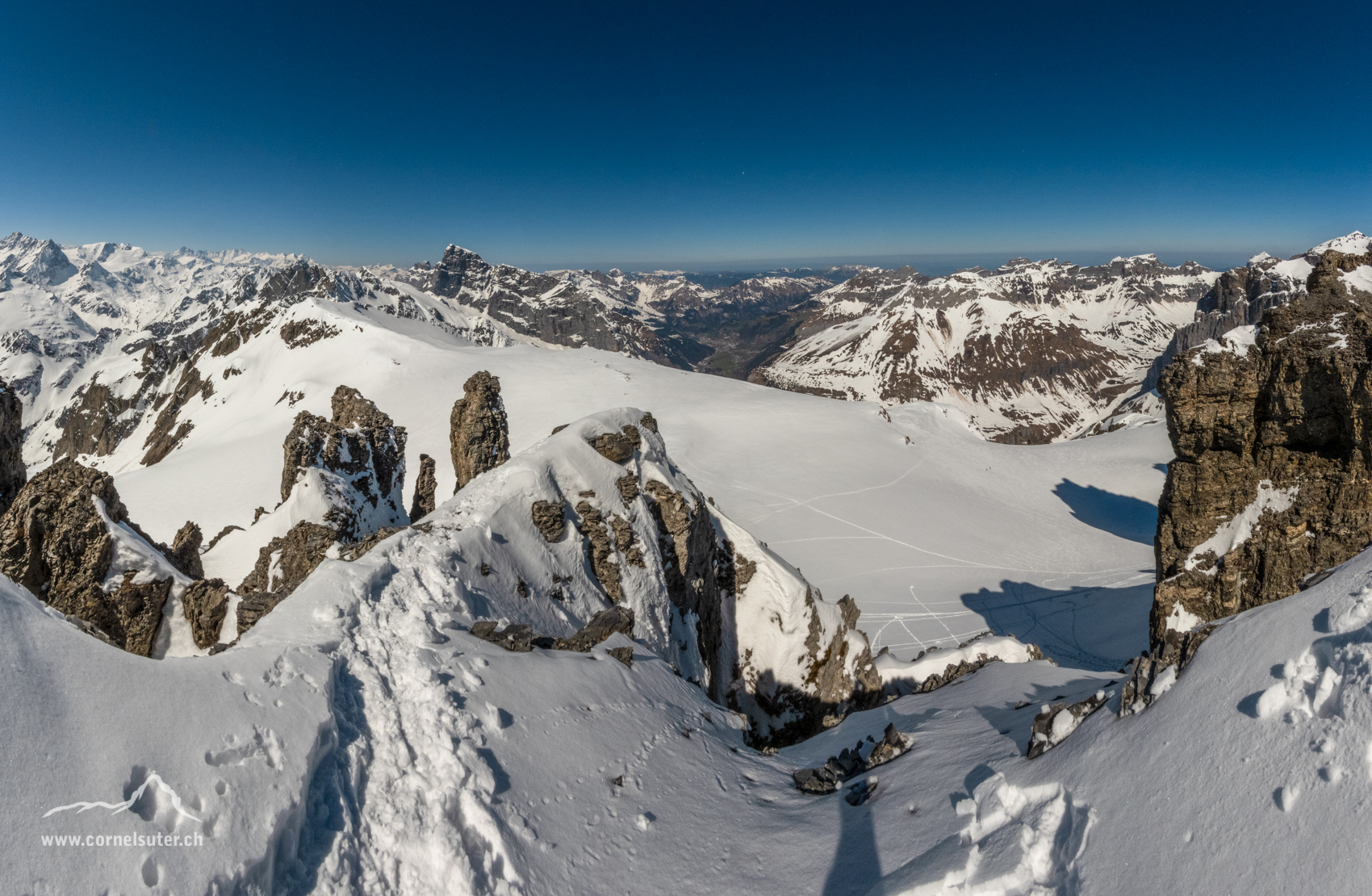 Panobild, Wintertürmli mit Titlis und Engelberg