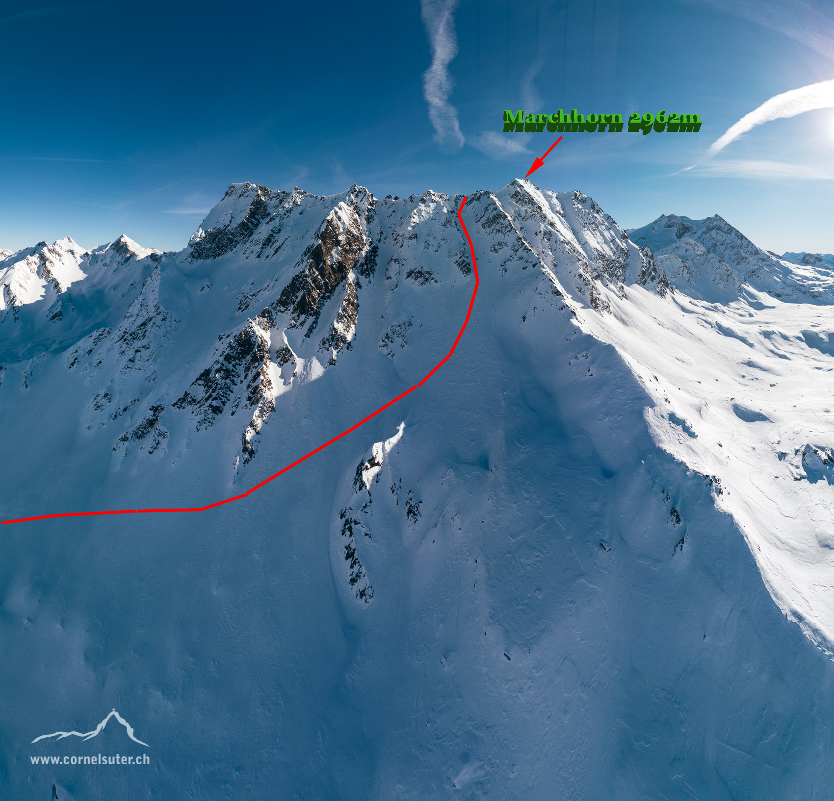 Luftbild und ca die Abfahrt im Canalone del Marchhorn.