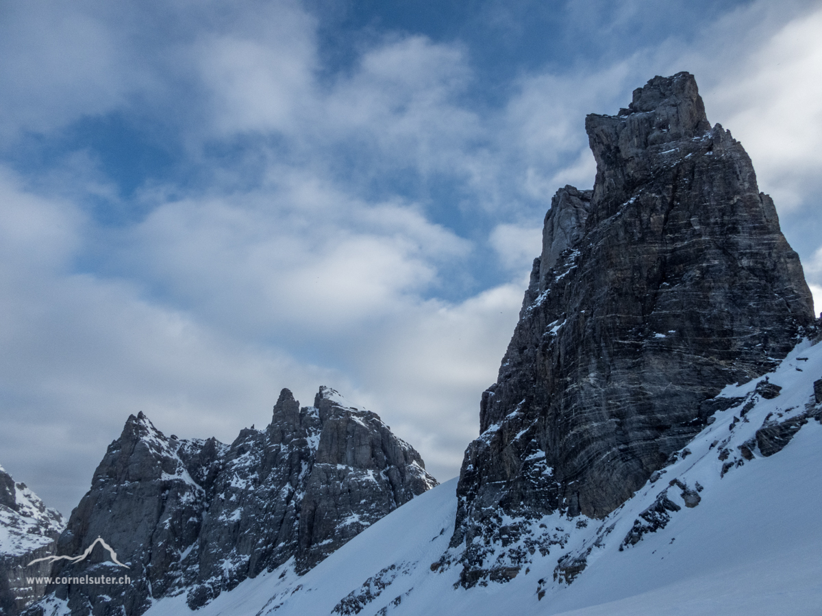 Beim Chüefadpass 2896m mit sicht zum Gross Spannort 3198m.