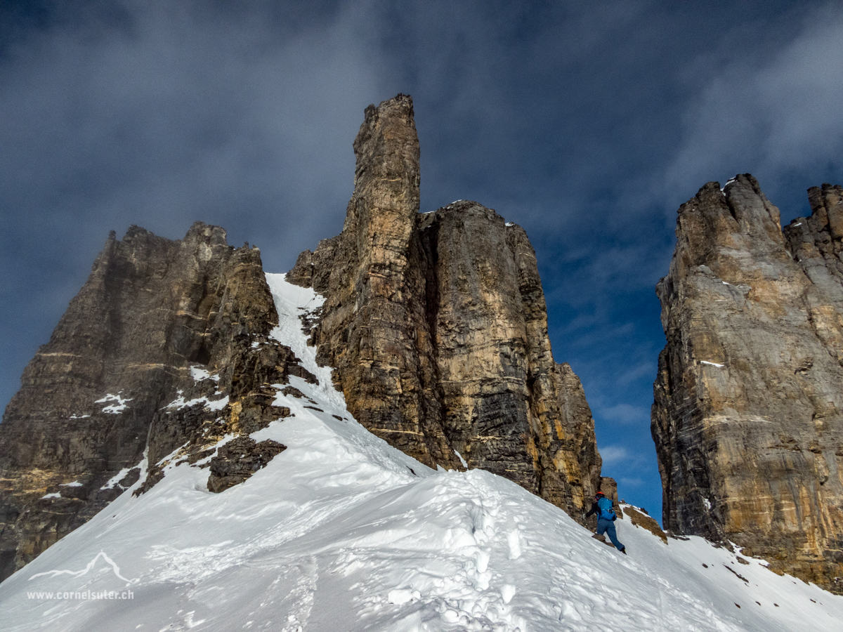 Wir steigen noch hinauf zum Wintertürmli 3003m.