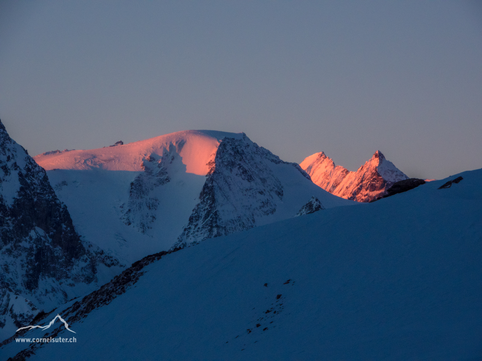 Morgenstimmung am Gwächtenhorn 3403m (vorne)