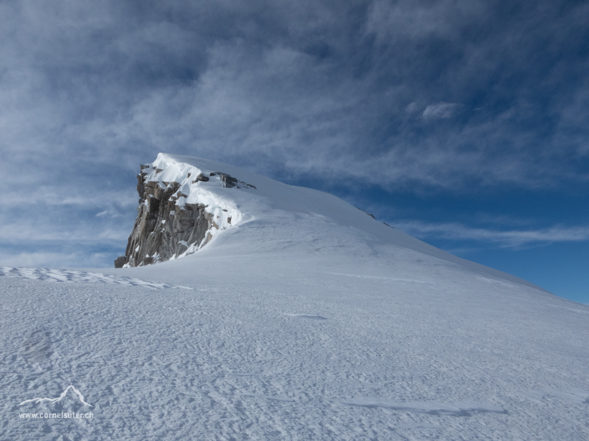 Auf dem Dammapass 3503m, Fussaufstieg zum Hinterer Rhonestock 3588m.