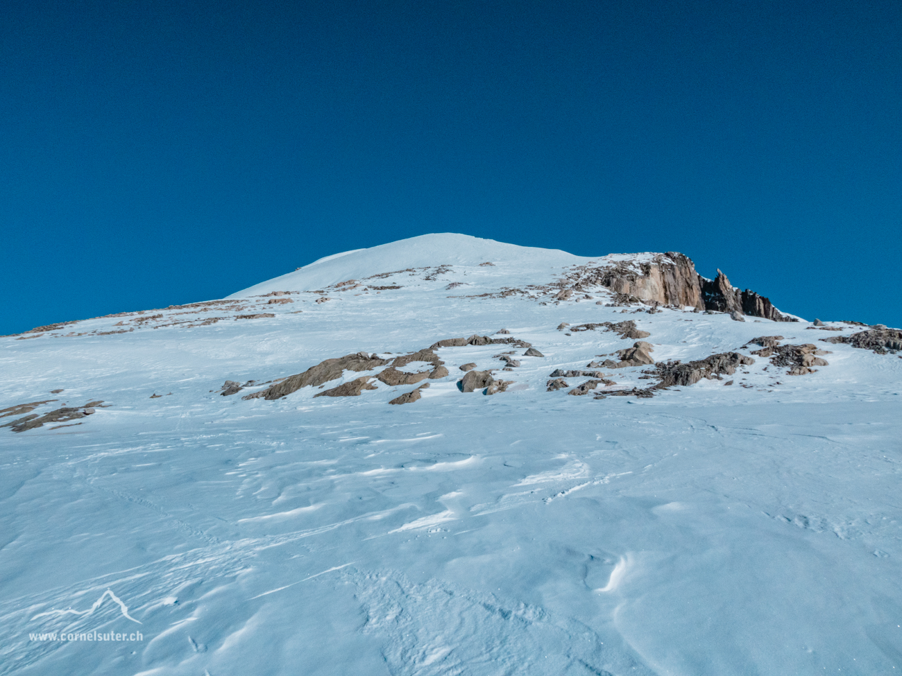 Abfahrt auf dem Galengrat, Sicht zurück zum Galenstock.